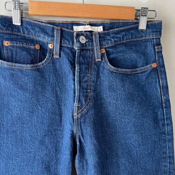 Levi’s premium WEDGIE ICON FIT ANKLE WOMEN'S JEANS size 27 dark Wash but… - Picture 6 of 15